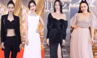 'Cô cô' Lý Nhược Đồng tự tin mặc crop-top ở tuổi 55, khoe vòng eo bé xíu trên thảm đỏ