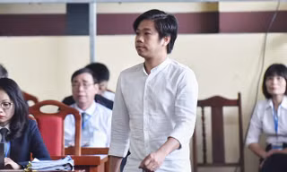 Bị cáo Phạm Quang Thành với nickname “Bán nhà chơi rik”. Ảnh: Việt Linh.