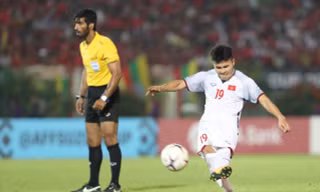 VIDEO: 7 bàn thắng đẹp nhất vòng bảng AFF Cup 2018