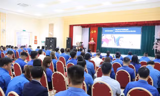 Hội nghị tập huấn nâng cao năng lực cho đội ngũ cán bộ công tác tuyên truyền về giảm nghèo