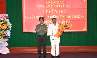 Công bố quyết định của Bộ trưởng Bộ Công an về công tác cán bộ