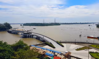 Cầu đi bộ Cần Thơ. Ảnh: Cảnh Kỳ