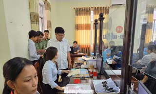 Không để cán bộ đi xa gặp khó: Miền Tây tiếp sức bằng chính sách hỗ trợ