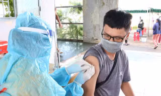 Số ca F0 chuyển nặng và tử vong tăng, Hậu Giang đề nghị hỗ trợ nhân lực
