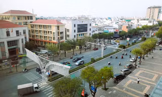 Vì sao Cần Thơ 'loay hoay' tìm thứ hạng cạnh tranh suốt 10 năm?