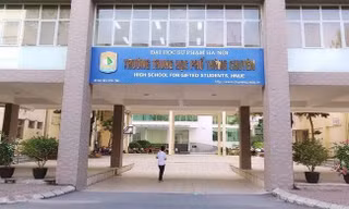 Trường THPT chuyên Sư phạm tổ chức thi thử vào lớp 10 trực tuyến