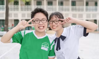 Bất ngờ chưa, người chế ra nước rửa tay diệt khuẩn 99.9999% là 2 học sinh lớp 11