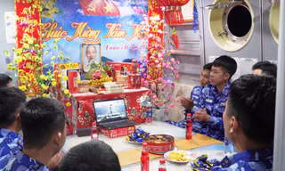 Đón giao thừa giữa trùng khơi