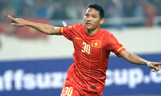 Ở tuổi 33, Anh Đức vẫn được triệu tập trở lại vào đội tuyển Việt Nam.