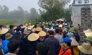 Tài xế xe tải đâm 3 mẹ con tử vong bị khởi tố, bắt tạm giam