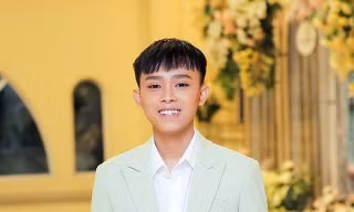 ‘Sốc’ nặng với quà mà người hâm mộ tặng Hồ Văn Cường: Từ tiền đến vàng đều có