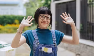 Uyển Ân bị anh trai Trấn Thành mắng thế nào khi lần đầu đóng phim hài?