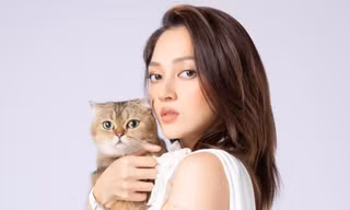 Không chỉ đăng lại nhiều ảnh cũ, Bảo Anh còn có hành động lạ trong một tháng qua