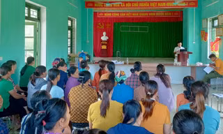 Bắc Giang phổ biến pháp luật cho đồng bào dân tộc thiểu số.