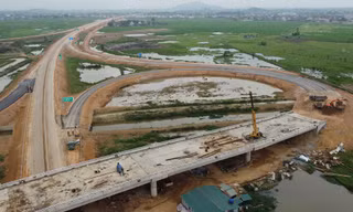 Hình hài 'siêu' nút giao Đông Xuân - đấu nối cao tốc Bắc Nam với QL45