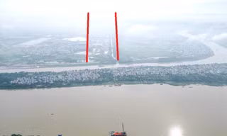 Hiện trường dự án cầu Tứ Liên phía nội thành vẫn 'nằm yên'