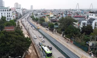 Hoàn thành mở rộng đường Âu Cơ, tất cả xe được phép đi hai chiều