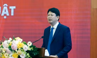 Thứ trưởng Bộ Tư pháp Nguyễn Thanh Tịnh.