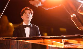 "Thiên tài piano" từng tham gia chương trình với TFBOYS, Huỳnh Hiểu Minh bị bắt tạm giam