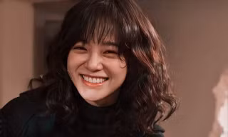 Kim Se Jeong và hành trình từ “thần tượng tỏa nắng” đến nữ diễn viên phim ăn khách