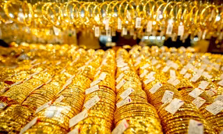 Vàng thế giới bất ngờ tăng mạnh