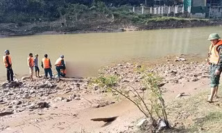Phát hiện thi thể một phụ nữ trên sông Nậm Mộ