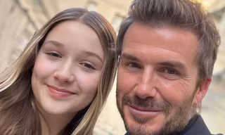 Con gái 12 tuổi của Beckham bị cấm trang điểm khi ra đường