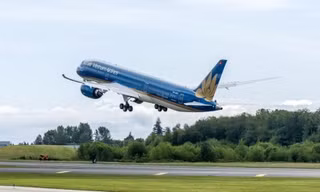 Chính phủ kiến nghị gia hạn trả nợ khoản vay tái cấp vốn cho Vietnam Airlines