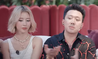Bích Phương chơi chiêu