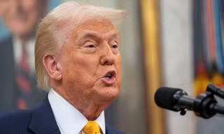 Ông Trump 'thổi bay' 10 tỷ USD/năm của các công ty