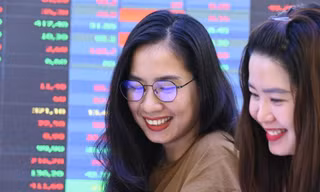 Chứng khoán tăng điểm 7 phiên liên tiếp, cổ phiếu 'họ' Vingroup bứt phá ngoạn mục