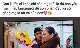 Cầu thủ U23 Việt Nam và những dòng chữ thiêng liêng tình mẫu tử