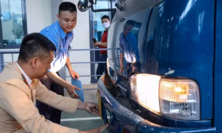 Luật sư nói về vấn đề pháp lý quanh việc tăng cường CSGT cho trung tâm đăng kiểm