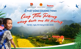 Cùng Tiền Phong nâng bước em tới trường: Sẻ chia, chữa lành tổn thương sau bão