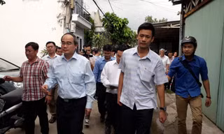 Bí thư thành ủy Nguyễn Thiện Nhân tại buổi làm việc với Ban Thường vụ Quận ủy quận Thủ Đức chiều 22/10