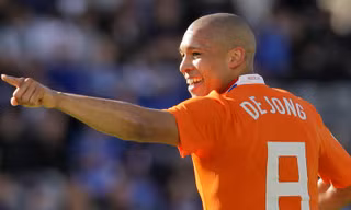 RADIO WORLD CUP sáng 2/7: Hà Lan mất Nigel de Jong