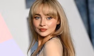 Mới nổi với "Espresso", Sabrina Carpenter đã bị khán giả tố chảnh chọe?