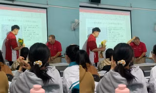 Biểu cảm "cưng xỉu" của thầy giáo người Nhật khi lần đầu nhận quà của sinh viên Việt Nam