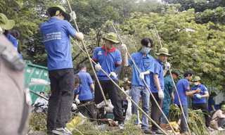 Đoàn viên, thanh niên TP.HCM tham gia hưởng ứng Ngày Chủ Nhật Xanh lần thứ 150