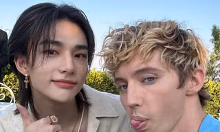 OTP Troye Sivan - Hyunjin Stray Kids: Đi chung show rồi "crush" lúc nào không hay
