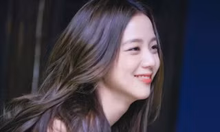Đi tìm nguyên nhân khiến Jisoo phá lệ, bật khóc trước mặt người khác đúng một lần duy nhất