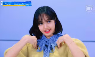 Chia tay “đại hội đồ trắng”, Lisa đã được stylist chăm chút nhưng vẫn còn một điểm trừ