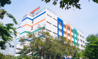 Thông tin mới vụ trường chấm dứt hợp đồng với giảng viên phê bình sinh viên thiếu tế nhị