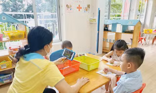 TPHCM ra thông báo khẩn về dạy học trực tiếp từ 12/4