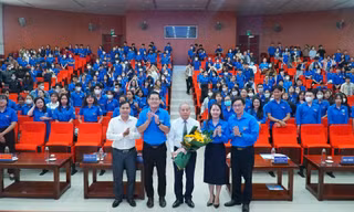 Đoàn kết xây dựng TT-Huế trở thành thành phố trực thuộc Trung ương