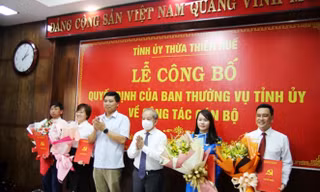 Công bố các quyết định điều động, bổ nhiệm, chuẩn y cán bộ của Ban Thường vụ Tỉnh ủy TT-Huế