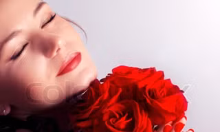Sát khuẩn vùng kín: Coi chừng 'dao hai lưỡi'!