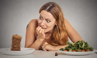 Dấu hiệu thèm ăn cảnh báo cơ thể có vấn đề
