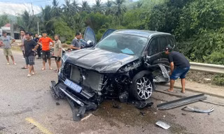 Xe chở Giám đốc Sở Tư pháp Khánh Hòa gặp nạn, 4 người bị thương