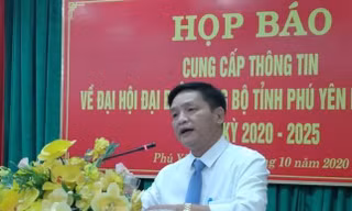 Ai là người điều hành UBND tỉnh Phú Yên sau khi miễn nhiệm Chủ tịch?